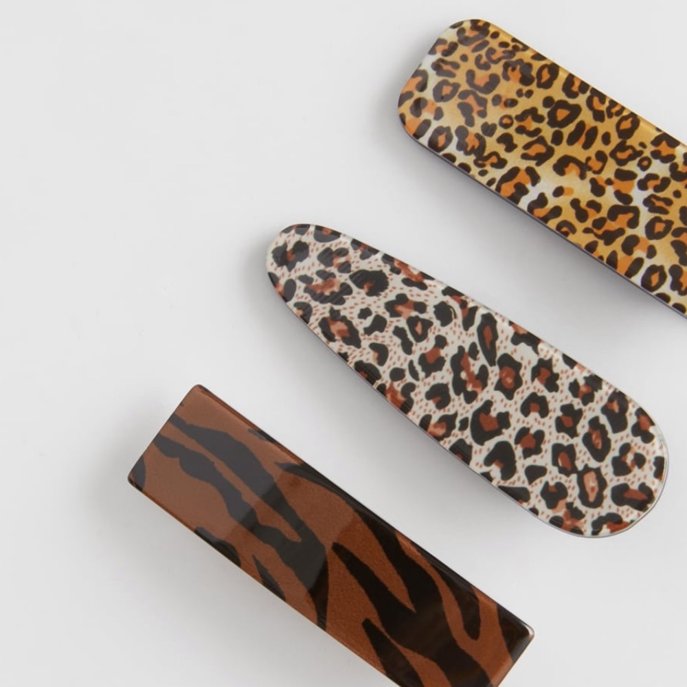 🔥🔥Zara pack of 3 animal print hair clips 🔥🔥